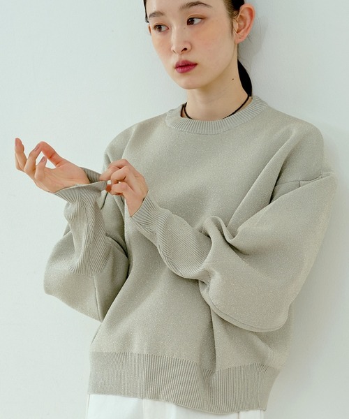 NOMINE(ノミネ)の「プレーティングニット プルオーバー(ラメ混・無地)(ニット/セーター・レディース・ブラック/その他1/ブラック系その他/ベージュ/その他/その他2・フリー)」の1枚目の写真