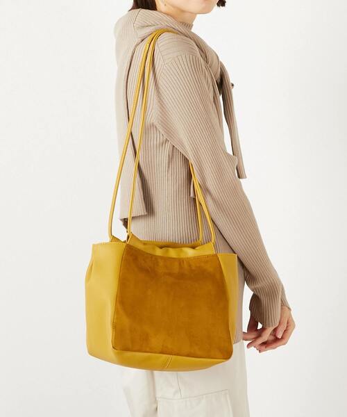 MELROSE claire(メルローズ クレール)の「【スエードキューブバッグ】(ショルダーバッグ・レディース・イエロー/グレー/ブラウン・FREE)」の1枚目の写真