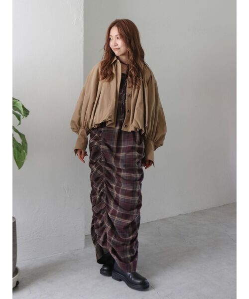 Ungrid(アングリッド)の「バルーンデザインブルゾン(ブルゾン・レディース・ベージュ/ブラック・FREE)」の7枚目の写真