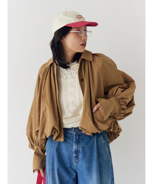 Ungrid(アングリッド)の「バルーンデザインブルゾン(ブルゾン・レディース・ベージュ/ブラック・FREE)」の2枚目の写真