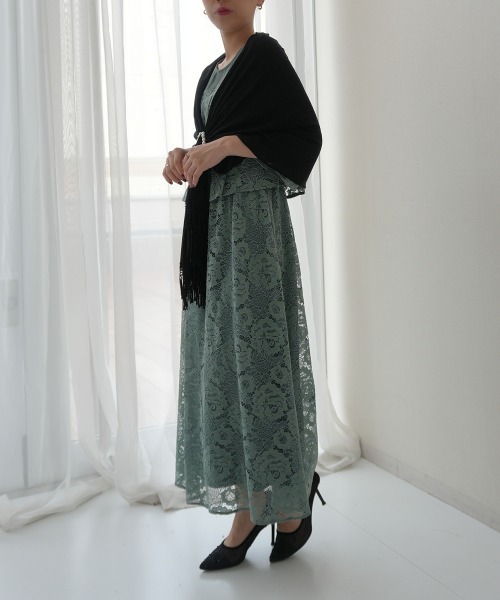 Jolie et Jolie(ジョリーエジョリー)の「パールホック付きフリンジボレロ(カーディガン/ボレロ・レディース・ブラック/シルバー/ベージュ・FREE)」の11枚目の写真