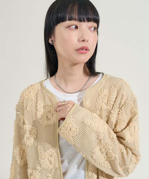 FREAK'S STORE(フリークスストア)の「メッシュ花柄 レースカーディガン/シアーカーディガン(カーディガン/ボレロ・レディース・ブラック/ベージュ・フリ-)」の8枚目の写真