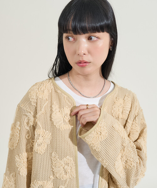 FREAK'S STORE(フリークスストア)の「メッシュ花柄 レースカーディガン/シアーカーディガン(カーディガン/ボレロ・レディース・ブラック/ベージュ・フリ-)」の9枚目の写真