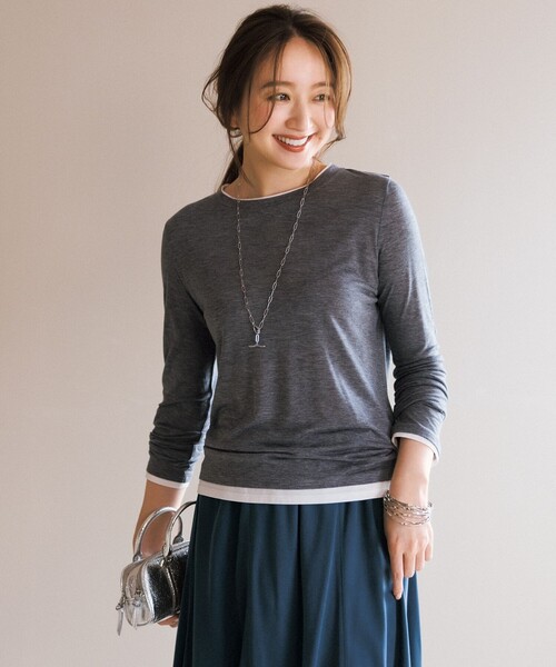 UNFILO(アンフィーロ)の「ソフトウール フェイクレイヤード ロンT(Tシャツ/カットソー・レディース・スカイブルー系/ライトイエロー系/グレー系・X-LARGE)」の2枚目の写真