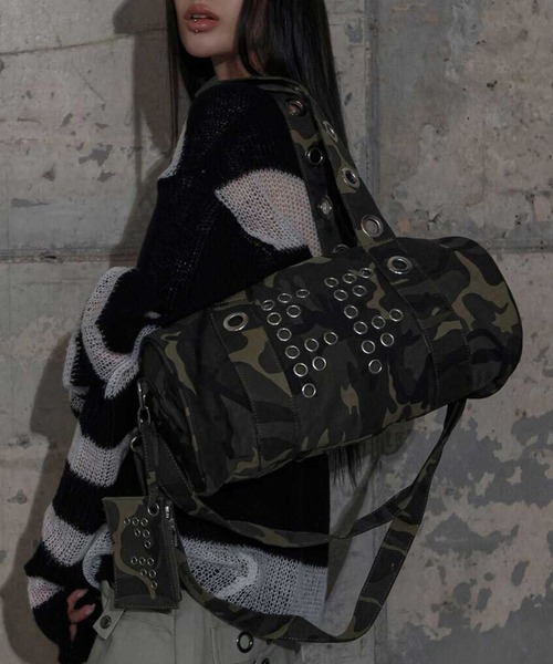 FANCY CLUB(ファンシークラブ)の「A'GEM/9 × .kom 『FANCY CLUB/ファンシークラブ』 FFFF EYELET DUFFLE BAG/アイレット ダッフル バッグ(トートバッグ・レディース・カモフラージュ/ブラック・FREE)」の3枚目の写真