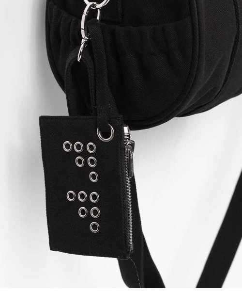 FANCY CLUB(ファンシークラブ)の「A'GEM/9 × .kom 『FANCY CLUB/ファンシークラブ』 FFFF EYELET DUFFLE BAG/アイレット ダッフル バッグ(トートバッグ・レディース・カモフラージュ/ブラック・FREE)」の16枚目の写真