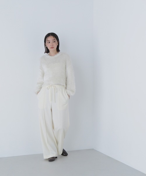 NATURAL BEAUTY BASIC（ナチュラルビューティーベーシック）の「◇【Oggi・sweet掲載】【ちょうど、いい服】楽してごめん！はくだけきちんと見えパンツ（その他パンツ・レディース・ベージュ/チャコールグレー/オフホワイト/ブラック・SMALL/MEDIUM/LARGE/P/S）」の9枚目の写真