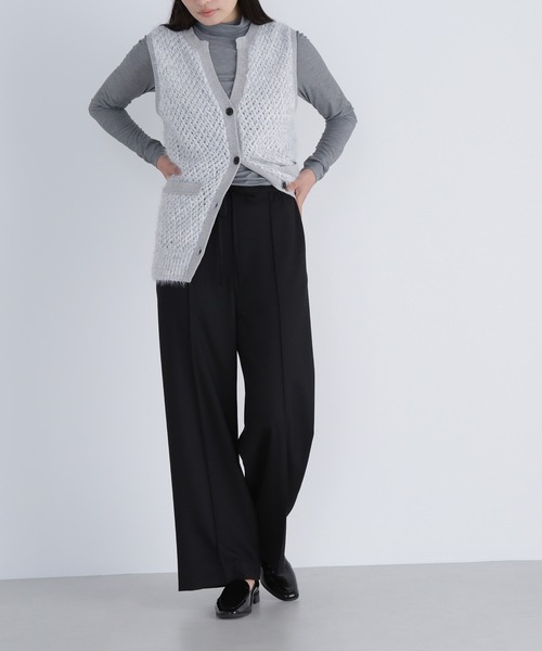 NATURAL BEAUTY BASIC（ナチュラルビューティーベーシック）の「◇【Oggi・sweet掲載】【ちょうど、いい服】楽してごめん！はくだけきちんと見えパンツ（その他パンツ・レディース・ベージュ/チャコールグレー/オフホワイト/ブラック・SMALL/MEDIUM/LARGE/P/S）」の21枚目の写真