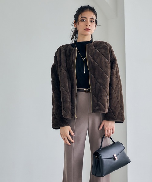12Twelve Agenda(トゥエルブ アジェンダ)の「リバーシブルファーキルティングコート(その他アウター・レディース・チャコールグレー/ブラウン・M)」の3枚目の写真