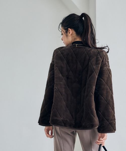 12Twelve Agenda(トゥエルブ アジェンダ)の「リバーシブルファーキルティングコート(その他アウター・レディース・チャコールグレー/ブラウン・M)」の6枚目の写真