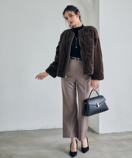 12Twelve Agenda(トゥエルブ アジェンダ)の「リバーシブルファーキルティングコート(その他アウター・レディース・チャコールグレー/ブラウン・M)」の8枚目の写真