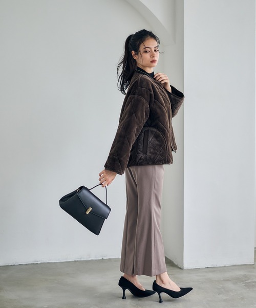 12Twelve Agenda(トゥエルブ アジェンダ)の「リバーシブルファーキルティングコート(その他アウター・レディース・チャコールグレー/ブラウン・M)」の9枚目の写真