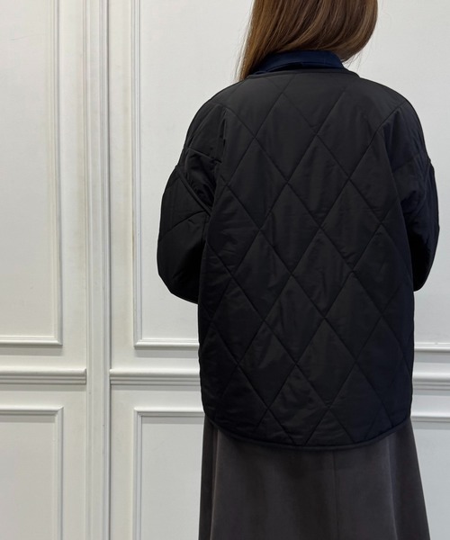 12Twelve Agenda(トゥエルブ アジェンダ)の「リバーシブルファーキルティングコート(その他アウター・レディース・チャコールグレー/ブラウン・M)」の19枚目の写真