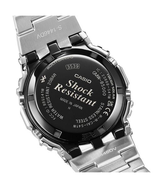G-SHOCK(ジーショック)の「フルメタルケース / スマートフォンリンク&電波ソーラー / GMW-B5000BT-1JF(デジタル腕時計・メンズ・ブラック×シルバー・FREE)」の12枚目の写真