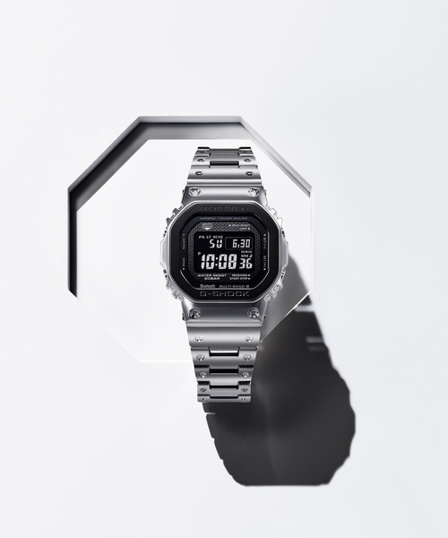 G-SHOCK(ジーショック)の「フルメタルケース / スマートフォンリンク&電波ソーラー / GMW-B5000BT-1JF(デジタル腕時計・メンズ・ブラック×シルバー・FREE)」の9枚目の写真
