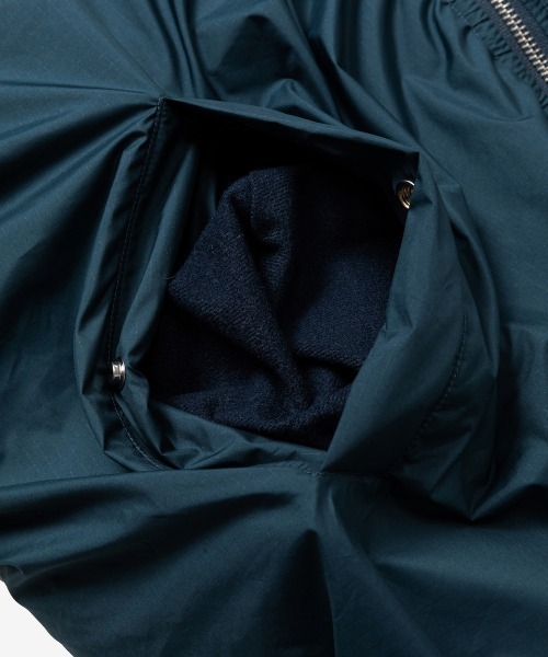 rehacer(レアセル)の「rehacer : Volume MA-1 Down Jacket / ボリューム MA-1 ダウンジャケット(ダウンジャケット/コート・レディース・グリーン/ブラック・SMALL)」の10枚目の写真