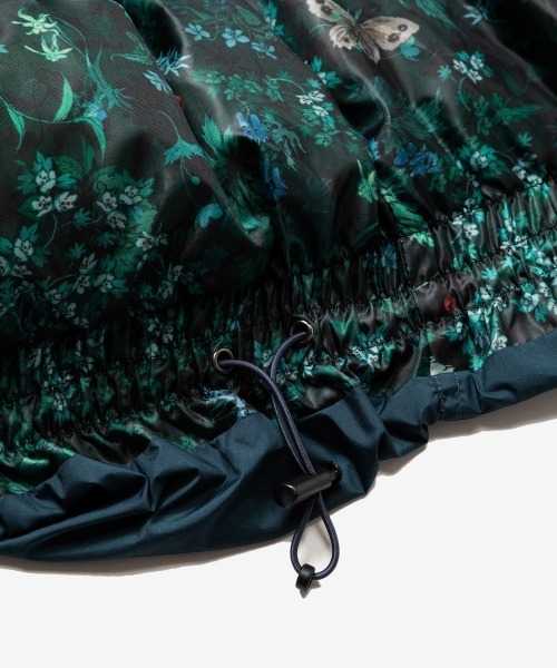 rehacer(レアセル)の「rehacer : Volume MA-1 Down Jacket / ボリューム MA-1 ダウンジャケット(ダウンジャケット/コート・レディース・グリーン/ブラック・SMALL)」の12枚目の写真
