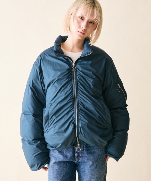 rehacer(レアセル)の「rehacer : Volume MA-1 Down Jacket / ボリューム MA-1 ダウンジャケット(ダウンジャケット/コート・レディース・グリーン/ブラック・SMALL)」の16枚目の写真