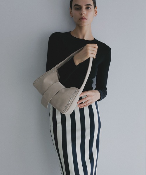 EFOLE(エフォル)の「【ZOZO限定】Suede wide belted mini bag / スエードワイドベルトミニバッグ(ハンドバッグ・レディース・ブラウン/ベージュ・FREE)」の1枚目の写真
