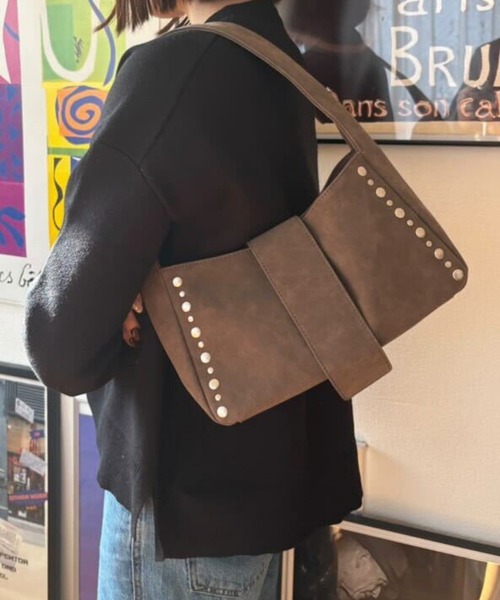 EFOLE(エフォル)の「【ZOZO限定】Suede wide belted mini bag / スエードワイドベルトミニバッグ(ハンドバッグ・レディース・ブラウン/ベージュ・FREE)」の10枚目の写真