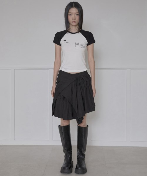 FLAREUP(フレアアップ)の「ムタ ワッフル ラグランTシャツ (FL-154_ブラック&ホワイト)(Tシャツ/カットソー・レディース・ブラック×ホワイト・1/2/3)」の3枚目の写真