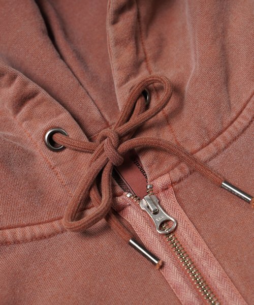 FRIZMWORKS（フリズムワークス）の「OG PIGMENT DYEING HOOD ZIPUP PARKA _ BRICK（パーカー・レディース・その他・SMALL/MEDIUM/LARGE/X-LARGE）」の4枚目の写真