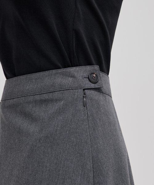 MUSINSA STANDARD WOMAN（ムシンサスタンダードウーマン）の「レディースハーフプリーツミニスカート【ミディアムグレー】（スカート・レディース・その他・SMALL/MEDIUM/LARGE/X-SMALL）」の4枚目の写真