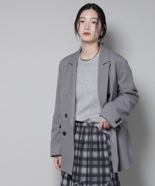 NANO universe（ナノユニバース）の「ストレッチサージダブルジャケット(セットアップ可)（テーラードジャケット・レディース・グレー/ブラック/ベージュ・S/M）」の4枚目の写真