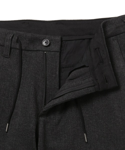 le cercle ADAM ET ROPE'（ルセルクルアダムエロペ）の「ツイードライクテクスチャースリムイージーパンツ/セットアップ対応（スラックス・メンズ・ブラック/チャコールグレー/ダークブラウン・M/S/L/LL）」の8枚目の写真