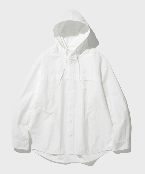 SHIRTER(シャーター)の「SHIRRING HOODED JACKET (WHITE)(ナイロンジャケット・メンズ・その他・LARGE/MEDIUM/SMALL)」の1枚目の写真