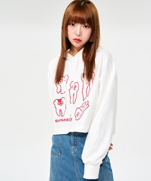 PIECEMAKER(ピースメーカー)の「TEETH SWEAT CROP HOODIE (IVORY)(パーカー・レディース・その他・FREE)」の1枚目の写真