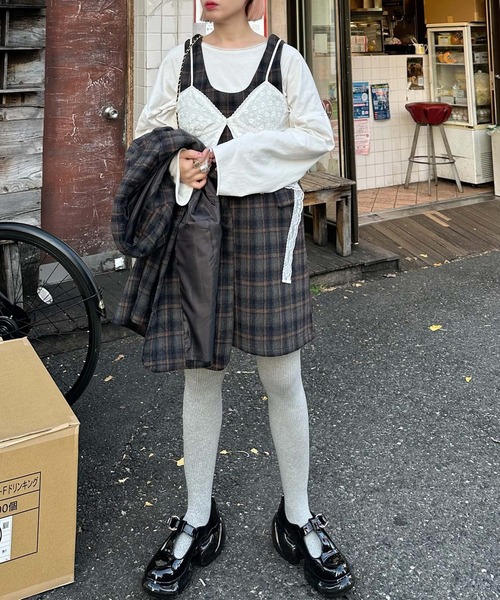 Alley Tokyo(アリートーキョー)の「【セットアップで着られる!】シャギーチェックジャンスカ(ジャンパースカート・レディース・ブルー/レッド・FREE)」の2枚目の写真