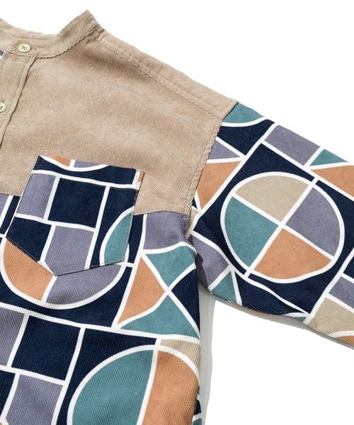 CUBE SUGAR（キューブシュガー）の「CUBE SUGAR/キューブシュガー　シャツコール 総柄プリント 切替 バンドカラーシャツ（シャツ/ブラウス・レディース・ベージュ/カーキ・FREE）」の5枚目の写真