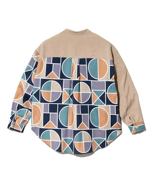CUBE SUGAR（キューブシュガー）の「CUBE SUGAR/キューブシュガー　シャツコール 総柄プリント 切替 バンドカラーシャツ（シャツ/ブラウス・レディース・ベージュ/カーキ・FREE）」の10枚目の写真