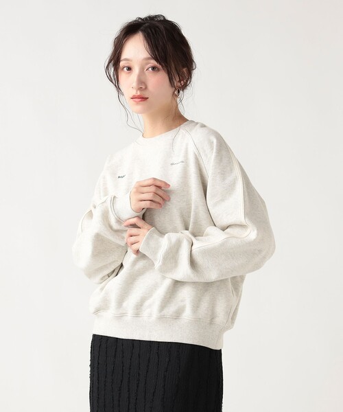 BEAMS HEART(ビームスハート)の「サイドライン ロゴ スウェット(Tシャツ/カットソー・レディース・チャコールグレー/ホワイト系その他5/ライトグレー・FREE)」の7枚目の写真