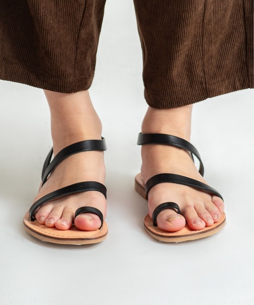 Rivel(リヴェル)の「【L’ ANGOLO DEL CUOIO/ランゴロデルクオイオ】トングサンダル レザーサンダル フラットサンダル(サンダル・レディース・ブラック/シルバー/ホワイト・39/37/36/38)」の16枚目の写真