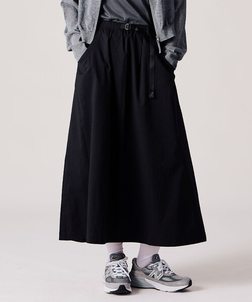 Gramicci(グラミチ)の「Gramicci | 〈別注〉 ドットエアー シエラスカート WOMEN(スカート・レディース・グレー/オリーブ/ブラック・M)」の1枚目の写真