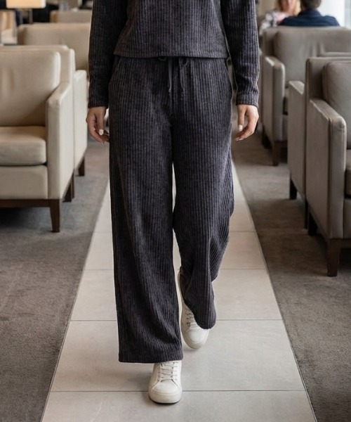 BILLABONG(ビラボン)の「【BILLABONG/ビラボン】24AW WIDE LONG PANTS/ランダムニットコールワイドパンツ(スウェットパンツ・レディース・ブラック・LARGE)」の1枚目の写真
