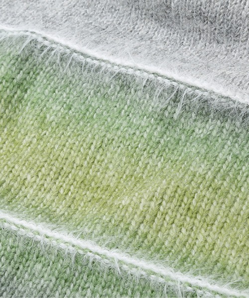 U:UME(ユーム)の「Fluffy Stripe Colored Sweater(ニット/セーター・メンズ・グリーン・FREE)」の4枚目の写真