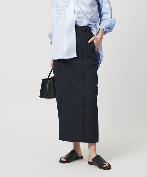 UNITED ARROWS(ユナイテッドアローズ)の「ギャバジン スカート(スカート・レディース・ブラック/ネイビー・36/38)」の2枚目の写真