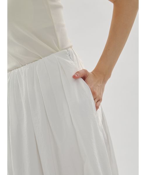 emmi(エミ)の「ティアードスカート(スカート・レディース・ブラック/ホワイト・0/1)」の6枚目の写真