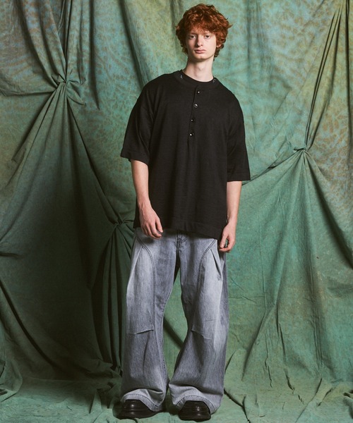 MAISON SPECIAL(メゾンスペシャル)の「《UNISEX》3D Cut Prime-Wide Gathered Denim Pants/3Dカットプライムワイドギャザーデニムパンツ【MAISON SPECIAL/メゾンスペシャル】(デニムパンツ・メンズ・グレー/ブラック・0/1/2)」の16枚目の写真