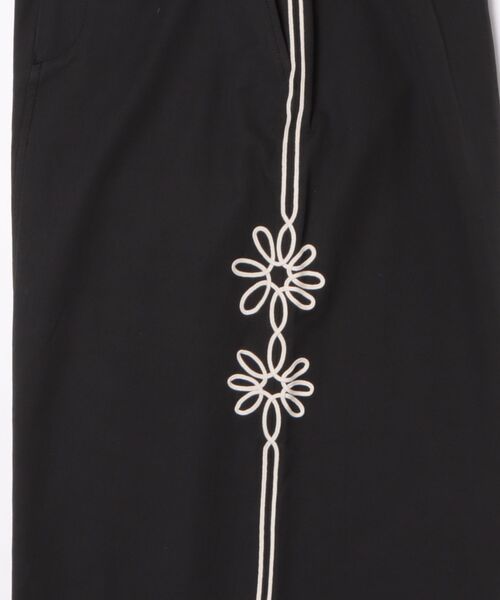 ZUCCa(ズッカ)の「CORD EMBROIDERY BOTTOM / S(スカート・レディース・ブラック/ブラウン/ホワイト・M size)」の9枚目の写真