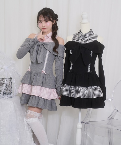 Honey Cinnamon(ハニーシナモン)の「オフショルリボンドッキングワンピース(ワンピース・レディース・グレー/ブラック・FREE)」の16枚目の写真