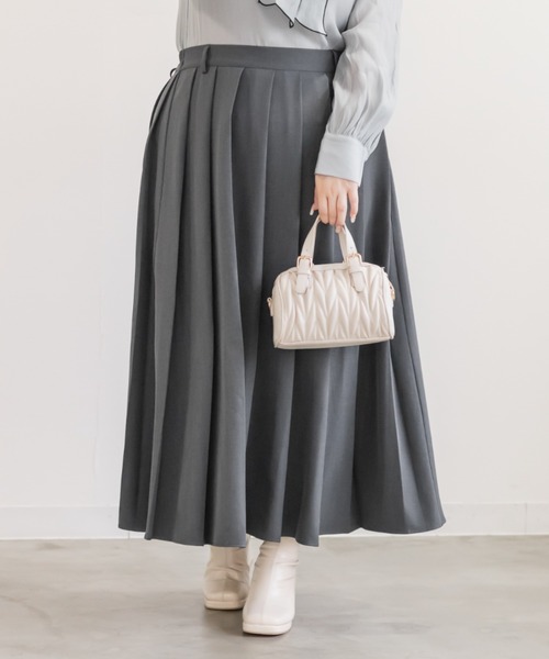 CLETTE(クレット)の「CLETTEオリジナルロングワイドプリーツスカート(スカート・レディース・ブラック/ベージュ/チャコールグレー・3L/LL/4L)」の3枚目の写真