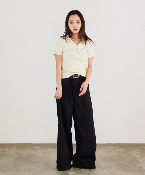 Siel（シエル）の「ベーシック　ポロカラーカットソー（Tシャツ/カットソー・レディース・ブラック/アイボリー/ライトグレー・FREE）」の5枚目の写真