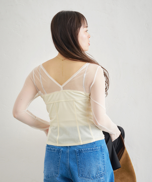 U by SPICK&SPAN(ユーバイスピックアンドスパン)の「シアーベロア コルセットトップス(Tシャツ/カットソー・レディース・アイボリー/ブラック/ブラウン・FREE)」の21枚目の写真