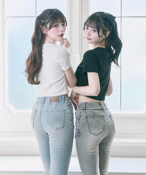 OLIVE des OLIVE(オリーブデオリーブ)の「【Belle Charme】Back Logo Flare Denim(デニムパンツ・レディース・グレー/ブラック/サックスブルー・MEDIUM/SMALL)」の18枚目の写真