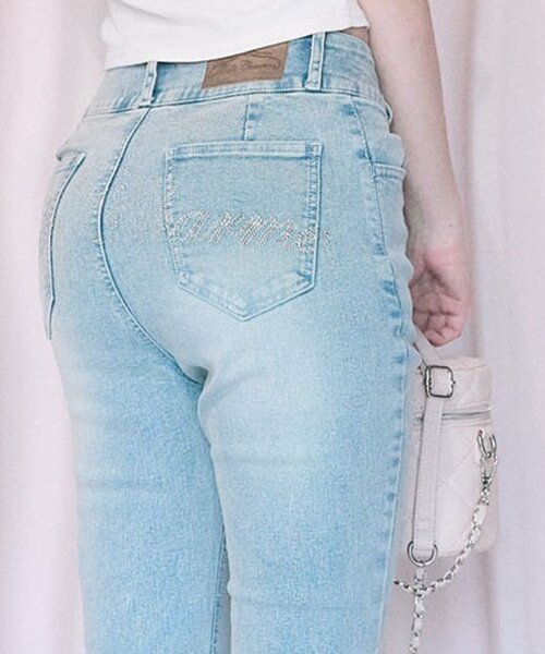 OLIVE des OLIVE(オリーブデオリーブ)の「【Belle Charme】Back Logo Flare Denim(デニムパンツ・レディース・グレー/ブラック/サックスブルー・MEDIUM/SMALL)」の7枚目の写真