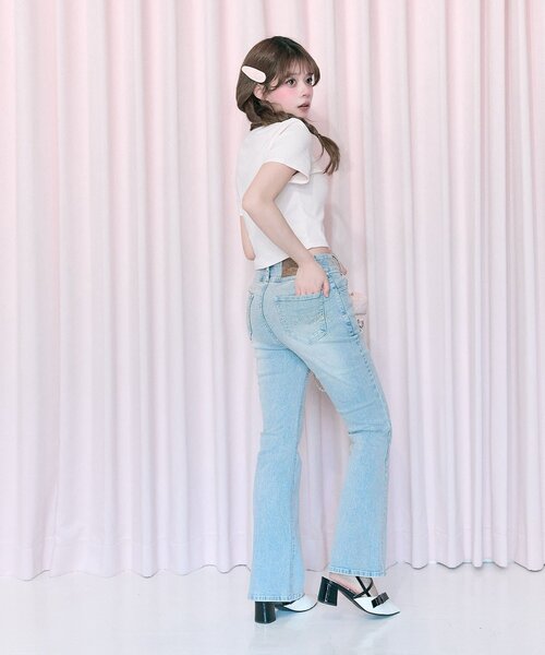 OLIVE des OLIVE(オリーブデオリーブ)の「【Belle Charme】Back Logo Flare Denim(デニムパンツ・レディース・グレー/ブラック/サックスブルー・MEDIUM/SMALL)」の9枚目の写真